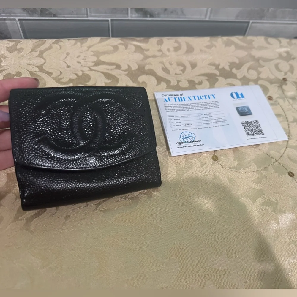 Vintage Chanel Black Caviar Leather Wallet snap is not snappy W/ COA